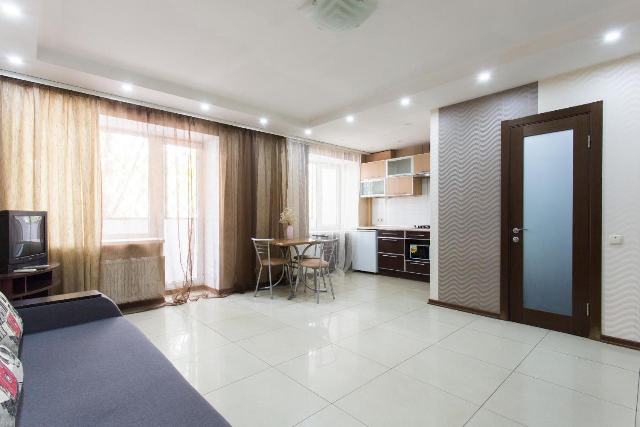Botanical Garden Area Apartment Харков Екстериор снимка