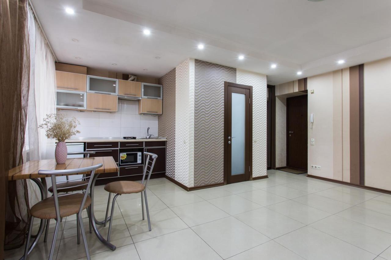 Botanical Garden Area Apartment Харков Екстериор снимка