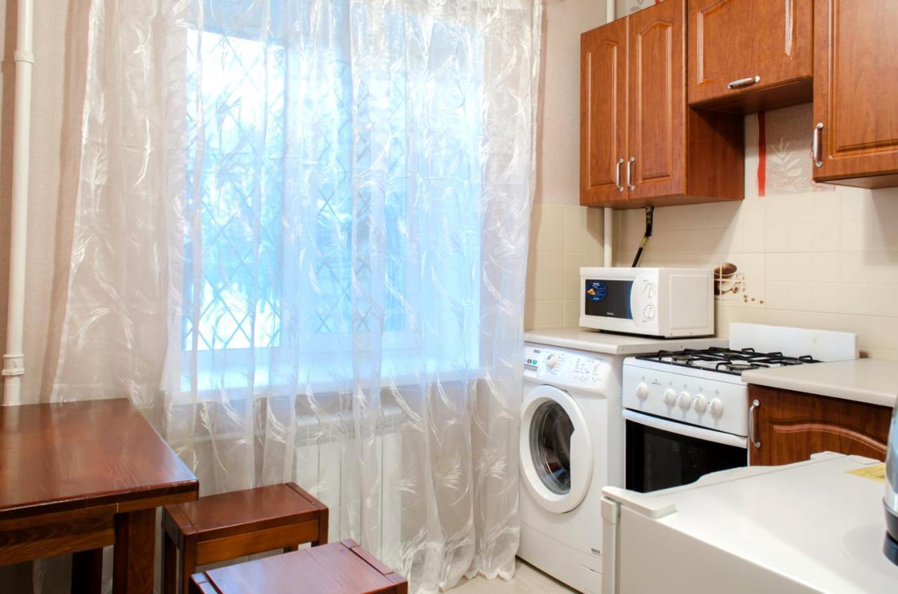 Botanical Garden Area Apartment Харков Екстериор снимка