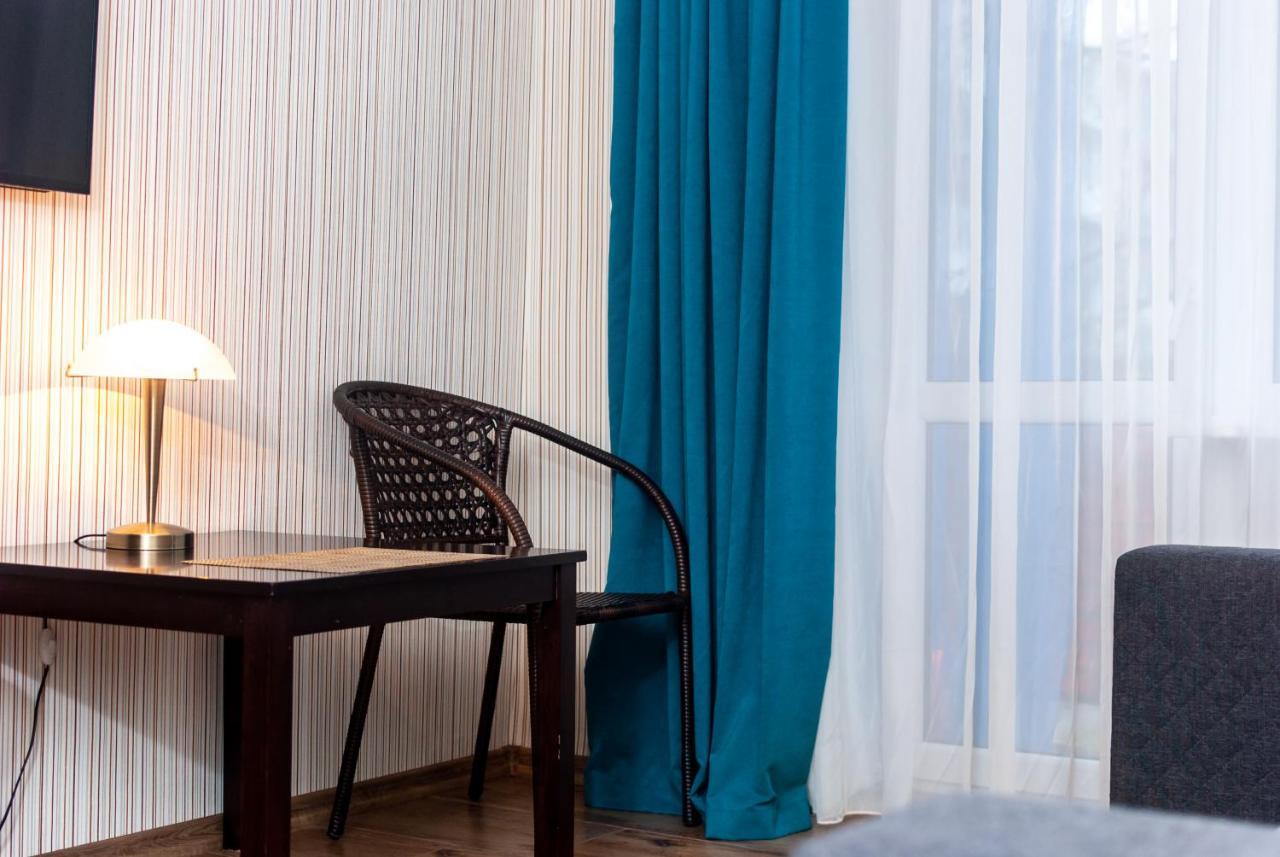 Botanical Garden Area Apartment Харков Екстериор снимка